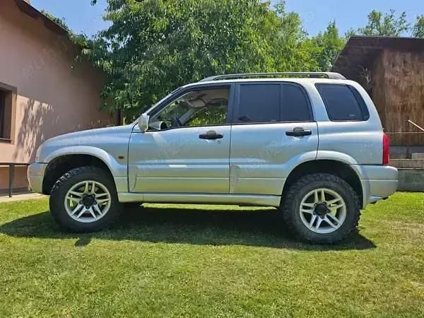 Utilizat 2005 Suzuki Grand Vitara SUV | 6.950 EUR - Imagine 1/4