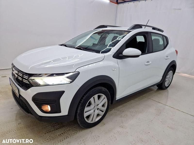 Second-hand Dacia Sandero Stepway 90 CP (66 kW) 2021 Culoarealb Hatchback