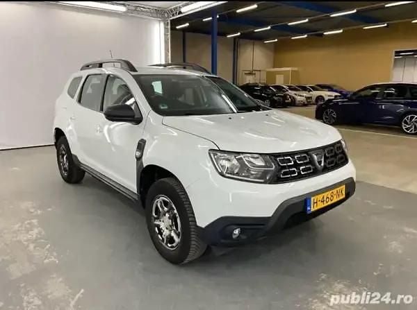 Alb Utilizat 2020 Dacia Duster SUV | 11.300 EUR (Preț bun) - Imagine 1/4