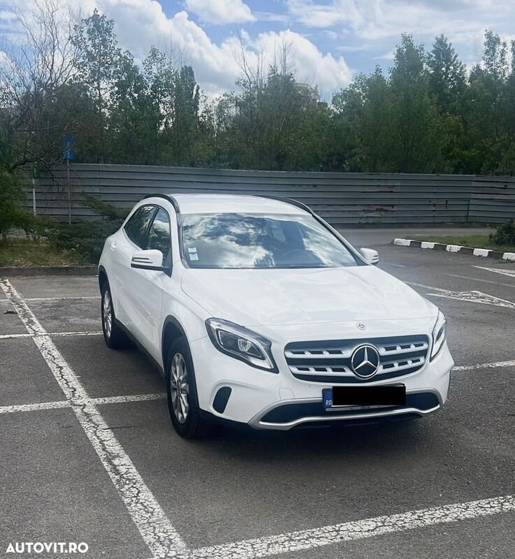 Alb Utilizat 2019 Mercedes GLA200 SUV | 17.500 EUR (Preț bun) - Imagine 1/4