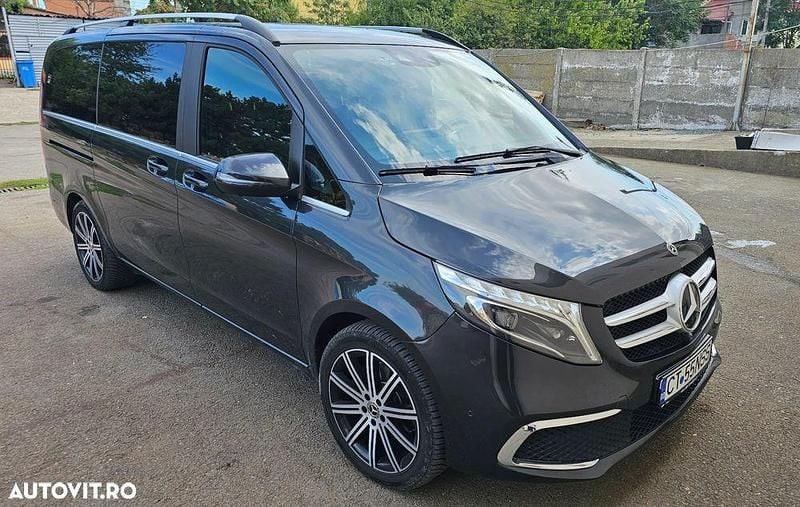 Culoaregri Utilizat 2020 Mercedes V300 Exclusive Monovolum | 49.990 EUR (Preț OK) - Imagine 1/4
