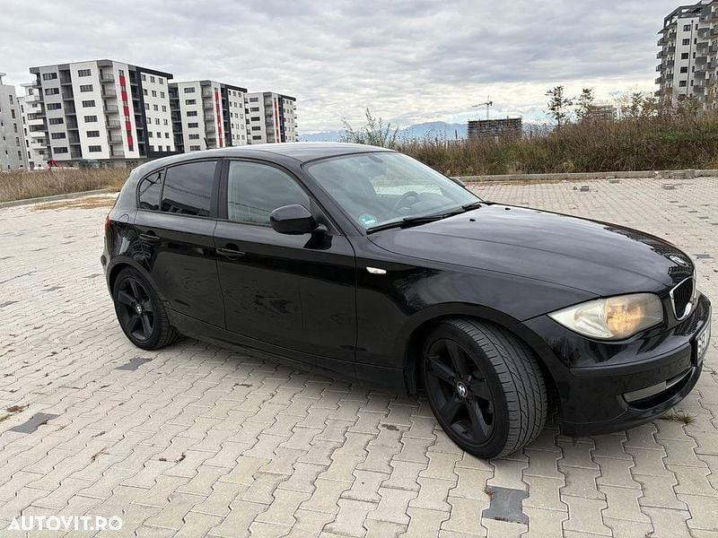 Second-hand BMW 116 116 CP (85 kW) 2010 Culoarenegru Hatchback