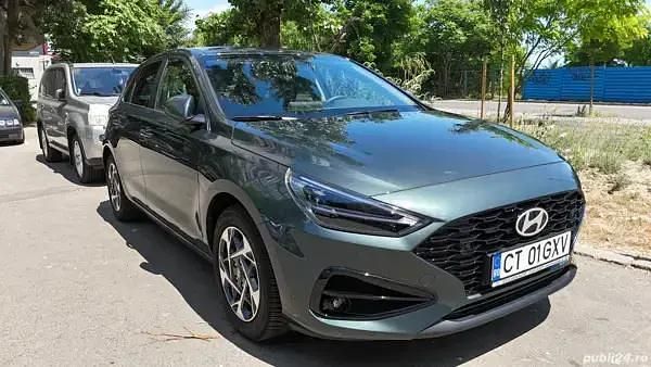 Gri Utilizat 2024 Hyundai i30 Hatchback | 18.000 EUR (Puțin scump) - Imagine 1/4