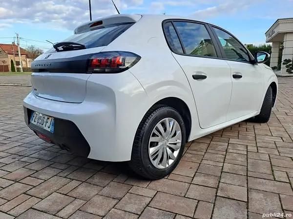 Second-hand Peugeot 208 75 CP (55 kW) 2021 Alb Hatchback