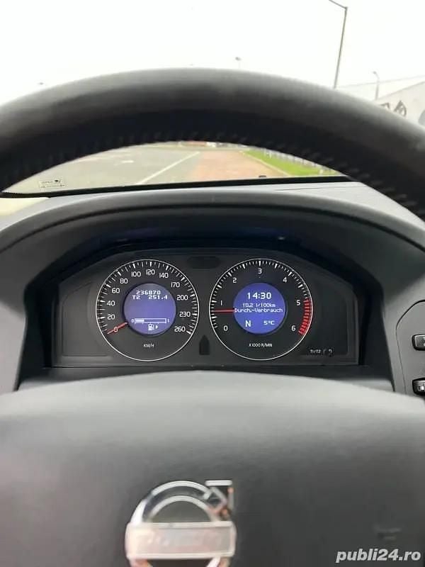 Utilizat 2009 Volvo XC60 SUV | 8.399 EUR (Preț OK) - Imagine 1/4