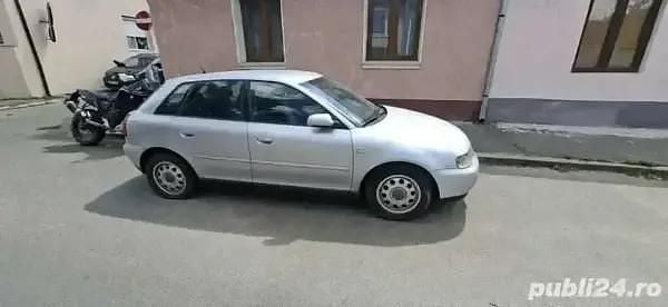 Utilizat 2003 Audi A3 Hatchback | 1.200 EUR (Preț bun) - Imagine 1/3
