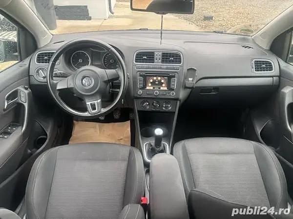 Utilizat 2011 VW Polo Edition Hatchback | 4.000 EUR (Preț OK) - Imagine 1/4