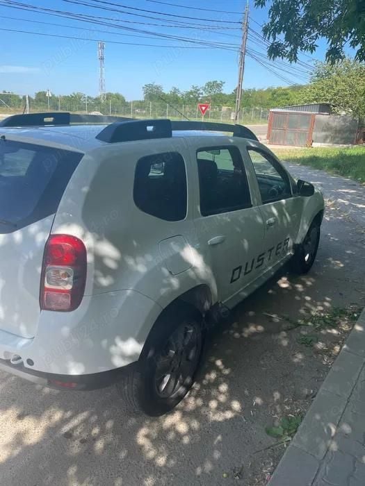 Utilizat 2014 Dacia Duster SUV | 5.200 EUR (Preț bun) - Imagine 1/4