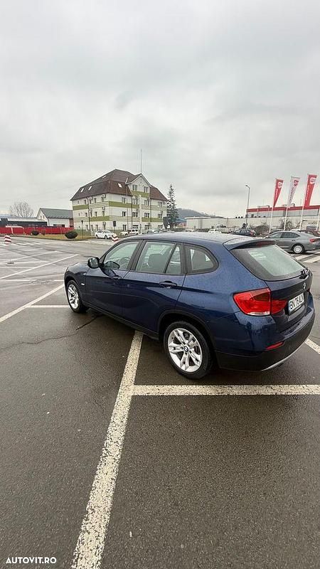 Second-hand BMW X1 177 CP (130 kW) 2011 Culoarealbastru SUV