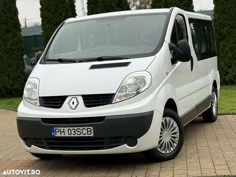 Culoarealb Utilizat 2014 Renault Trafic Authentique Van | 9.790 EUR (Preț bun) - Imagine 1/4