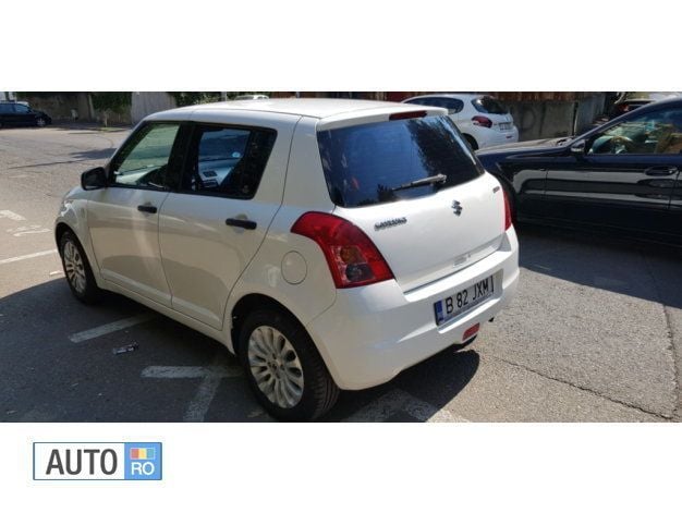 Second-hand Suzuki Swift 90 CP (66 kW) 2010 Alb Hatchback