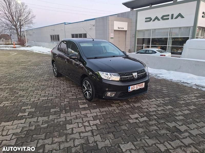 Culoarenegru Utilizat 2020 Dacia Logan Prestige Berlinǎ | 7.350 EUR (Preț bun) - Imagine 1/4