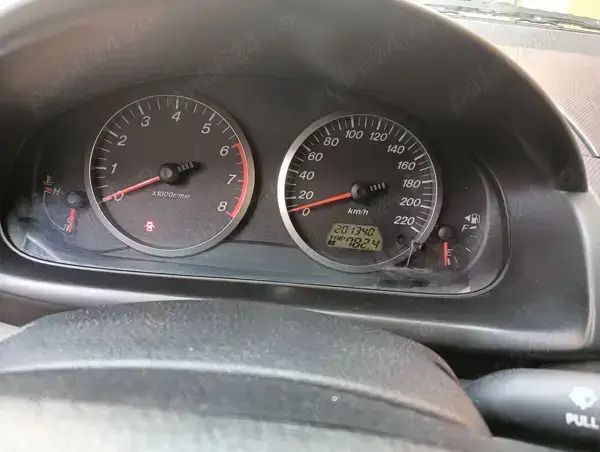 Albastru Utilizat 2004 Mazda 2 Berlinǎ | 1.300 EUR - Imagine 1/4