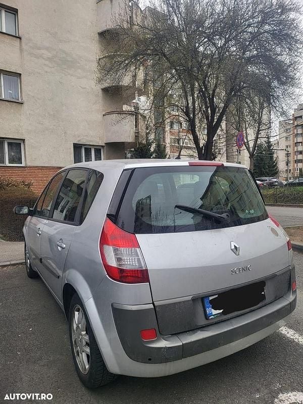 Second-hand Renault Scénic II 111 CP (81 kW) 2006 Culoaregri Monovolum