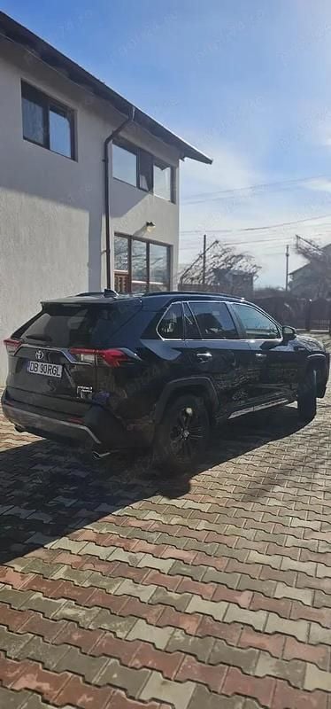 Second-hand Toyota RAV4 Hybrid Edition 222 CP (163 kW) 2020 Negru SUV