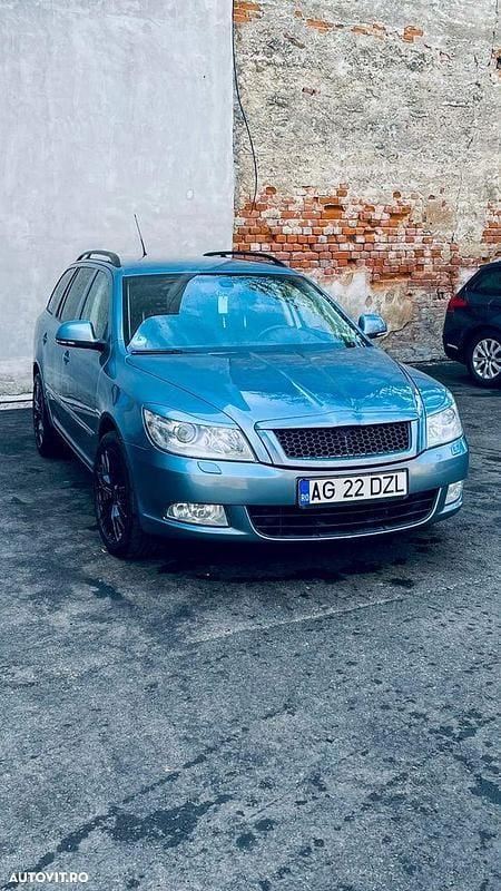 Gri Utilizat 2009 Skoda Octavia Break | 5.691 EUR (Preț OK) - Imagine 1/4