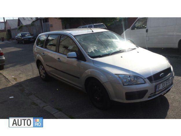 Gri Utilizat 2005 Ford Focus Break | 2.100 EUR (Puțin scump) - Imagine 1/3