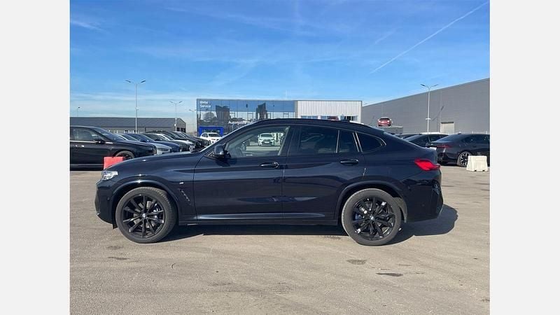 Second-hand BMW X4 Shadowline 286 CP (210 kW) 2022 Carbon black metallic metalizat SUV