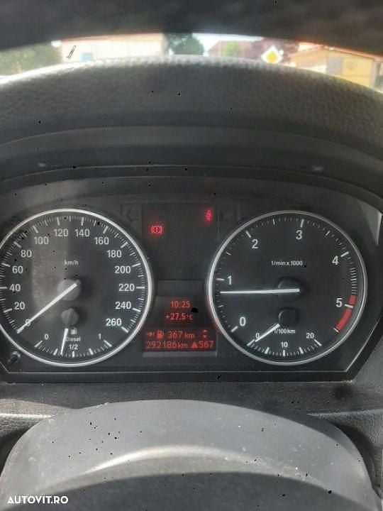 Second-hand BMW 318 143 CP (105 kW) 2009 Culoareargint Break