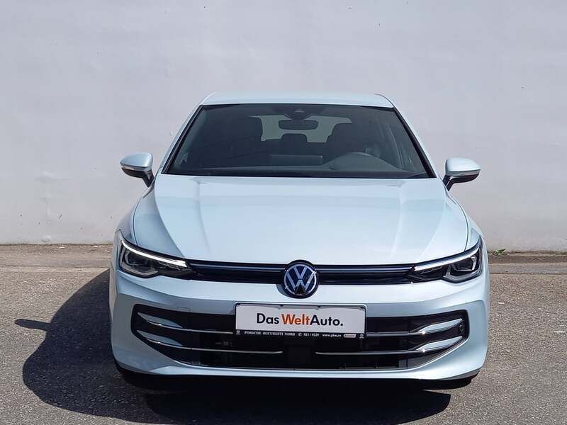 Second-hand VW Golf VIII Style 150 CP (110 kW) 2024 Albastru mediu  normal