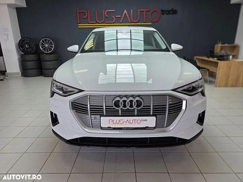Second-hand Audi e-tron Business 230 kW (313 CP) 2021 Culoarealb SUV