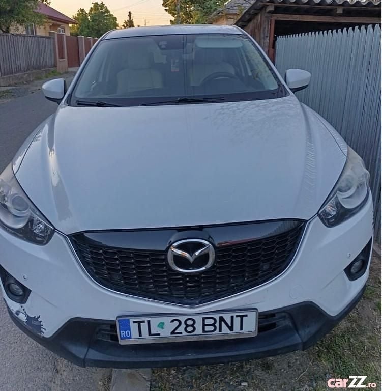 Alb Utilizat 2014 Mazda CX-5 SUV | 8.700 EUR (Super Preț) - Imagine 1/4