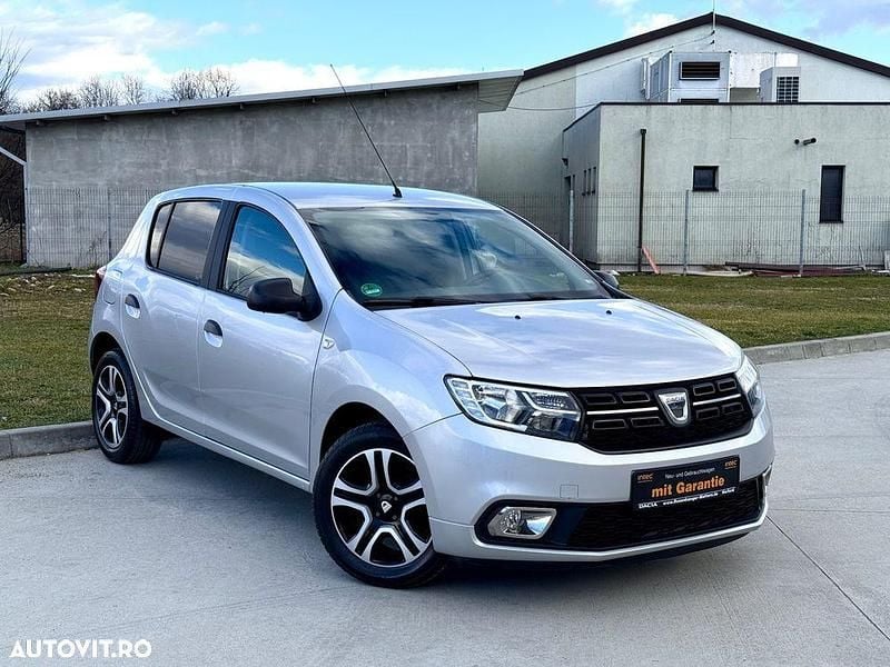 Second-hand Dacia Sandero Comfort 73 CP (53 kW) 2018 Culoaregri