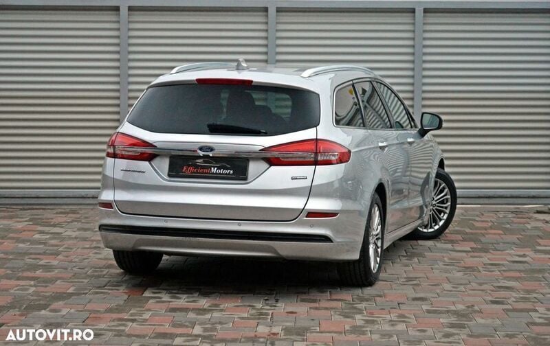 Second-hand Ford Mondeo Titanium 187 CP (137 kW) 2021 Gri Break