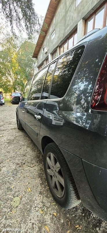 Culoarenegru Utilizat 2012 Renault Espace Monovolum | 4.300 EUR (Preț OK) - Imagine 1/4