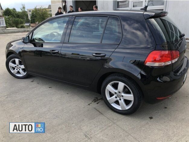 Second-hand VW Golf VII 105 CP (77 kW) 2012 Negru Hatchback