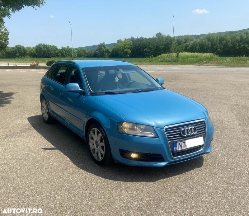 Albastru Utilizat 2010 Audi A3 | 4.900 EUR (Preț OK) - Imagine 1/4