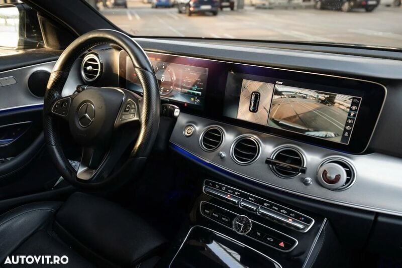 Negru Utilizat 2017 Mercedes E220 Berlinǎ | 21.800 EUR (Preț OK) - Imagine 1/4