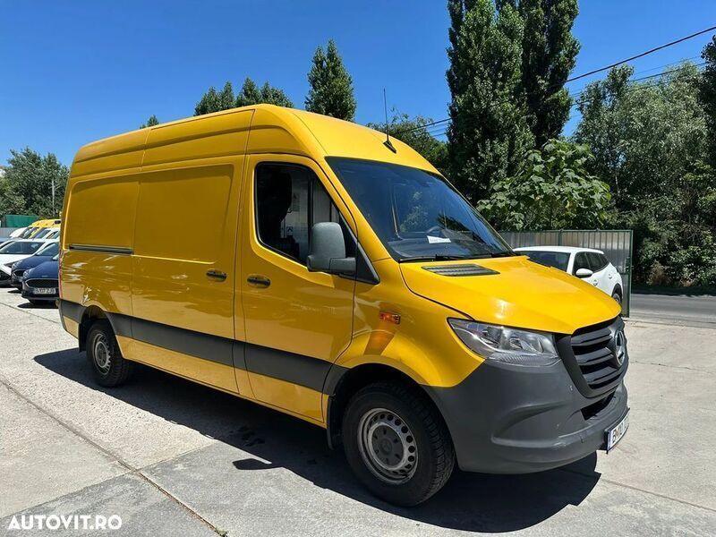 Second-hand Mercedes Sprinter 143 CP (105 kW) 2019 Galbeuriu Van