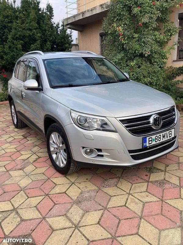 Culoareargint Utilizat 2009 VW Tiguan Trendline SUV | 7.800 EUR (Scump) - Imagine 1/4