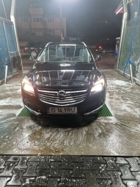 Negru Utilizat 2014 Opel Insignia Break | 5.590 EUR - Imagine 1/4