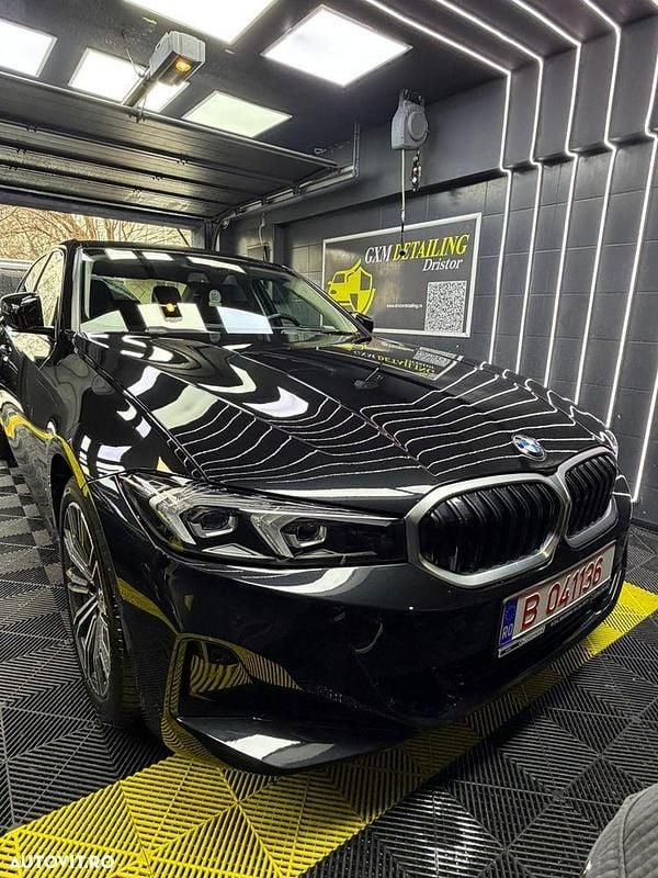 Second-hand BMW 318 Comfort Edition 150 CP (110 kW) 2023 Culoarenegru Berlinǎ