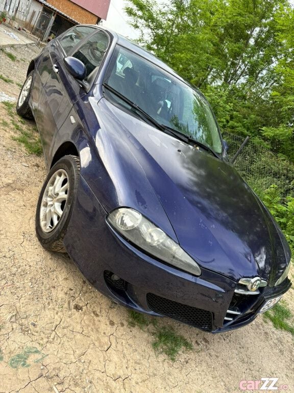 Utilizat 2007 Alfa Romeo 147 Hatchback | 1.000 EUR - Imagine 1/4