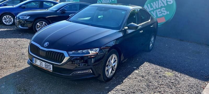 Argintiu Utilizat 2016 Skoda Octavia RS Break | 16.250 EUR (Scump) - Imagine 1/4