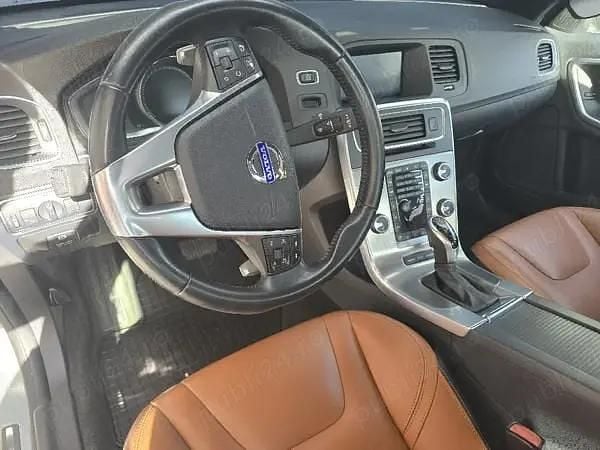 Second-hand Volvo S60 192 CP (141 kW) 2014 Berlinǎ