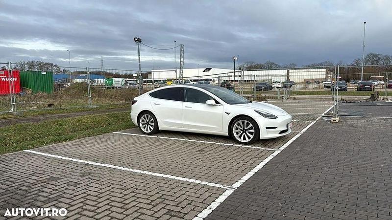 Second-hand Tesla Model 3 258 kW (351 CP) 2019 Culoarealb Berlinǎ