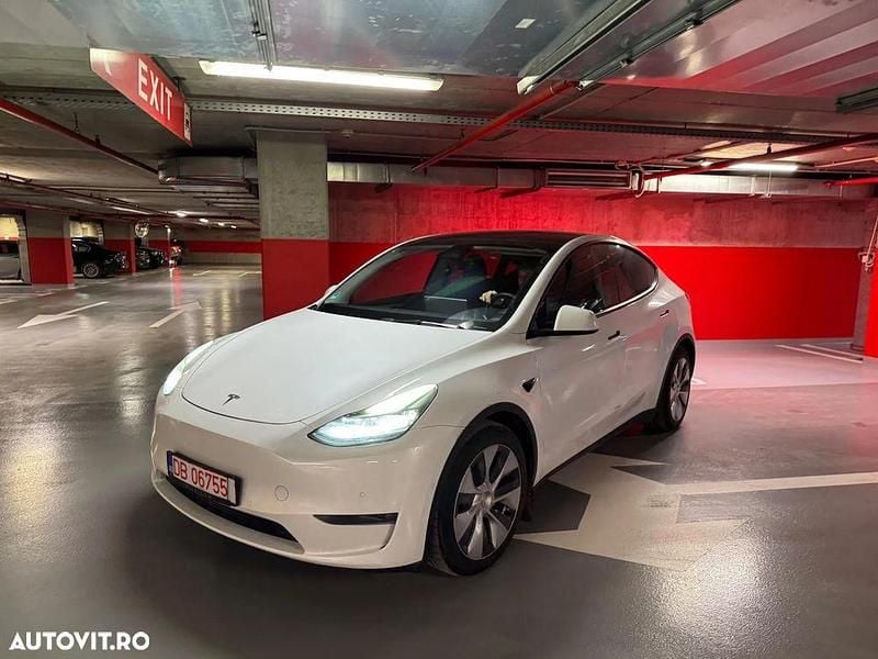 Second-hand Tesla Model Y 378 kW (514 CP) 2021 Culoarealb SUV