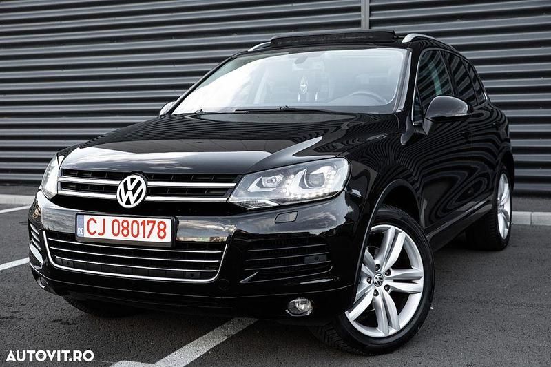 Culoarenegru Utilizat 2014 VW Touareg SUV | 14.999 EUR - Imagine 1/4