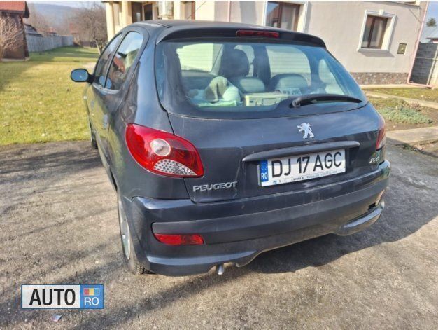 Second-hand Peugeot 206 75 CP (55 kW) 2010 Gri Hatchback