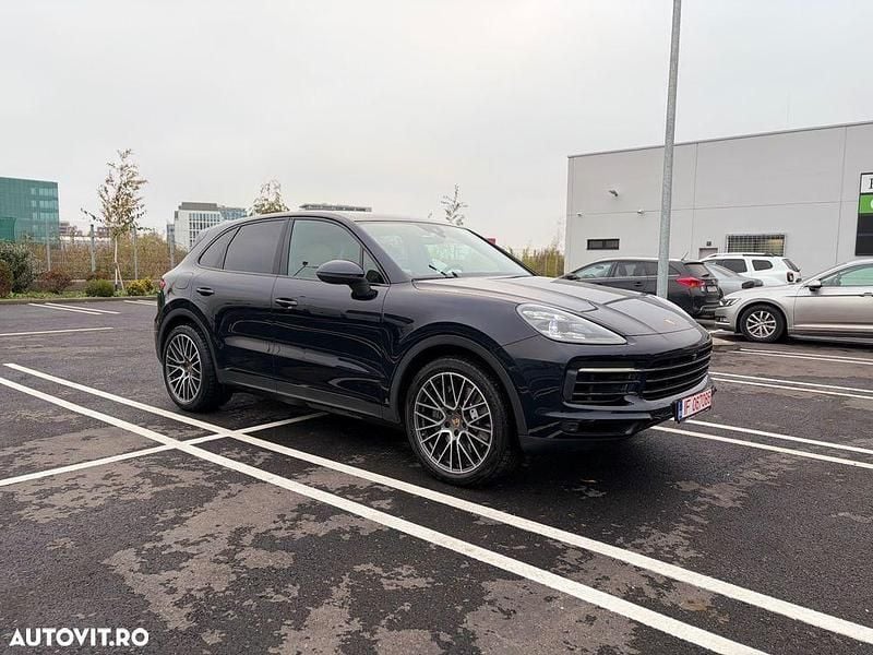 Second-hand Porsche Cayenne S 440 CP (323 kW) 2018 Culoarealbastru SUV