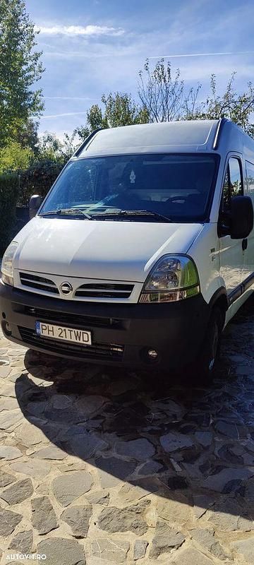 Alb Utilizat 2009 Nissan Interstar Comfort Van | 3.900 EUR - Imagine 1/4