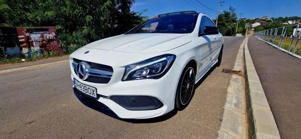 Alb Utilizat 2017 Mercedes CLA200 AMG Berlinǎ | 17.999 EUR - Imagine 1/4