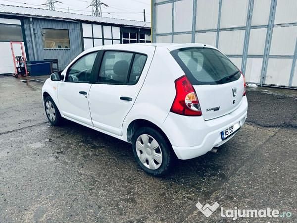 Second-hand Dacia Sandero 75 CP (55 kW) 2008 Alb Hatchback