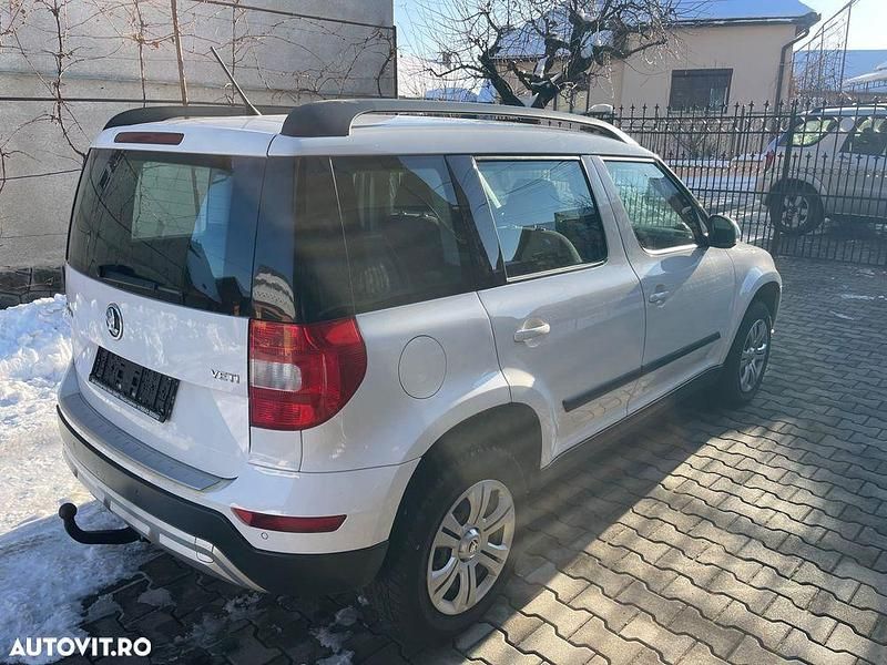 Second-hand Skoda Yeti Outdoor Active 110 CP (80 kW) 2014 Culoarealb SUV