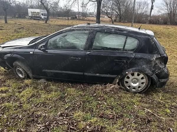 Second-hand Opel Astra 90 CP (66 kW) 2006 Hatchback