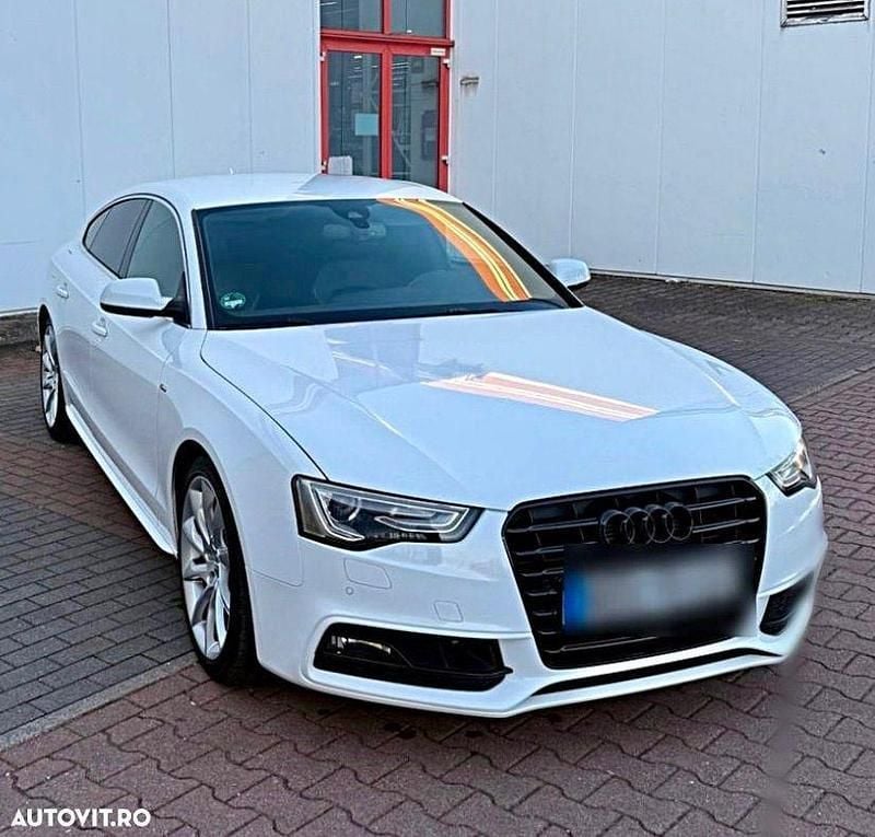 Alb Utilizat 2016 Audi A5 Sportback Berlinǎ | 16.490 EUR (Super Preț) - Imagine 1/4